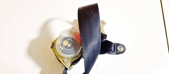 Toyota Yaris Rear seatbelt 7l1600 631005