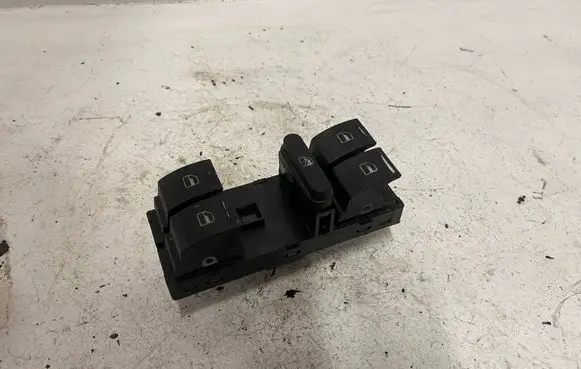 Volkswagen Golf V Electric window control switch 1K4959857A 153506S