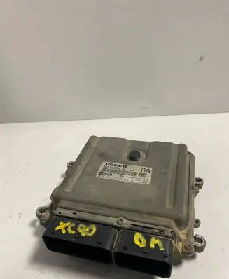 Volvo XC90 Engine control unit/module 30729826A 1039S10667 0281012103