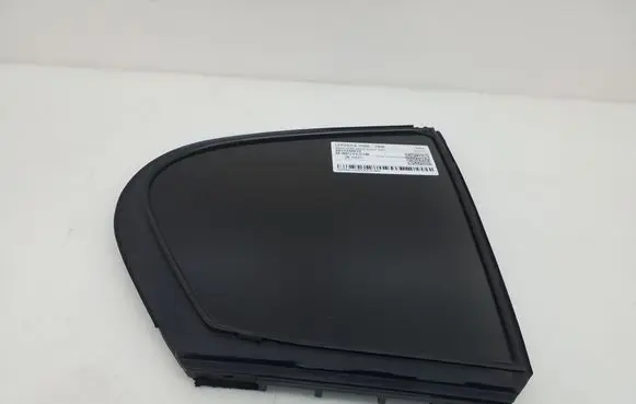 Rear vent window glass