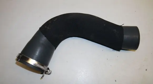 Audi Q7 4M Intercooler hose/pipe 4M0145737C