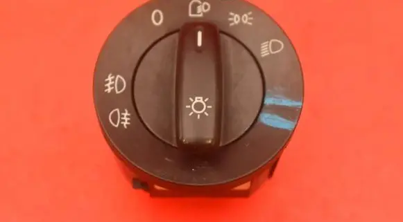 Volkswagen PASSAT B6 Light switch 1K0941431N