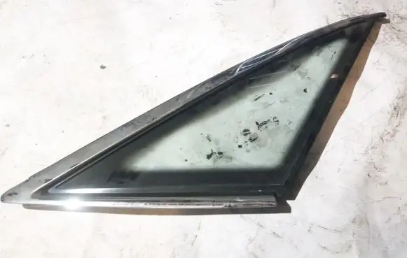 Mazda 323 Rear side window