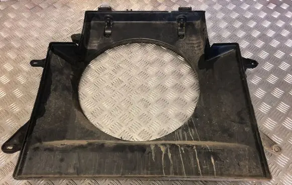 Iveco Daily 35 - 40.10 Radiator cooling fan shroud 812600500