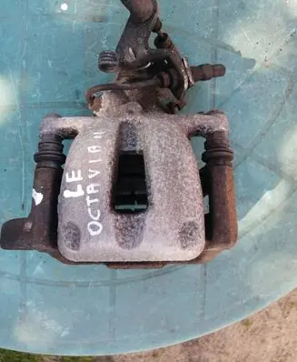 Skoda Octavia Mk2 (1Z) Rear brake caliper