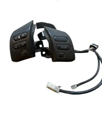Steering wheel buttons/switches