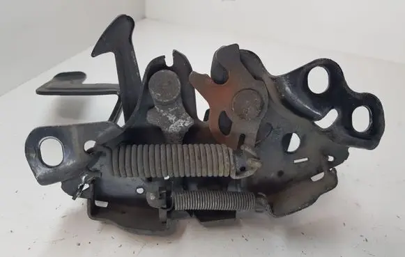Nissan Juke I F15 Engine bonnet/hood lock/catch