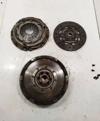 Skoda Octavia Mk2 (1Z) Clutch set kit 03g141031g 03g141025 03c105266aq
