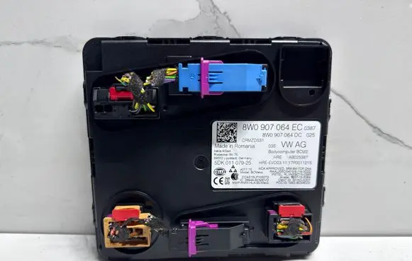 Audi S5 F5 Comfort/convenience module 8W0907064EC