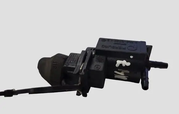 BMW X5 E70 Turbo solenoid valve 70231800 7810831