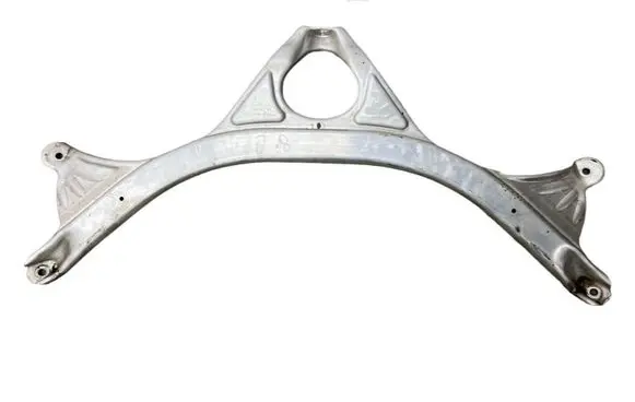 Audi RS6 C7 Front splash guards bracket 4G0805645