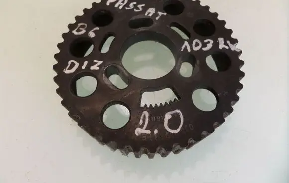 Volkswagen PASSAT B6 Camshaft pulley/ VANOS 038109111E