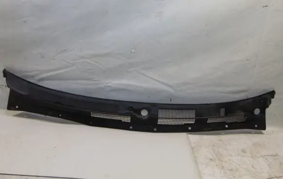 Nissan Primera Wiper trim 68622F900 668626F000