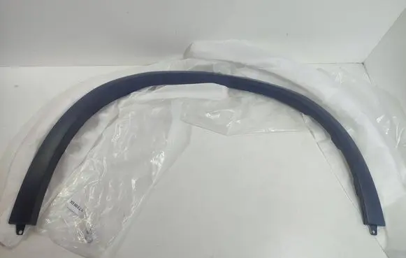 BMW X5M G05 F95 Front arch trim 51778099934 8099934