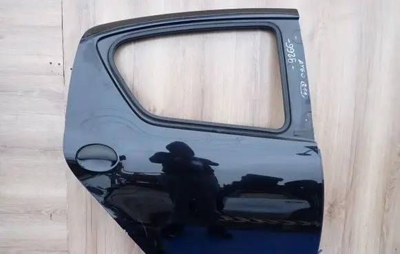 Toyota Aygo AB10 Rear door 