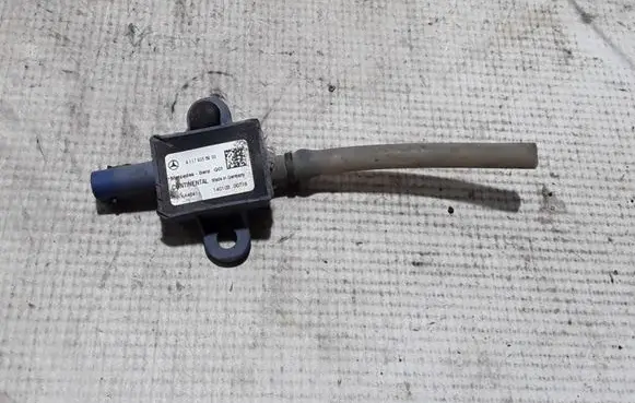 Mercedes-Benz CLA C117 X117 W117 Sensor A1179056900