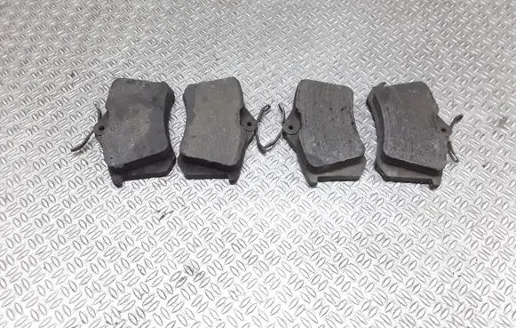 Renault Espace III Brake pads (rear) 