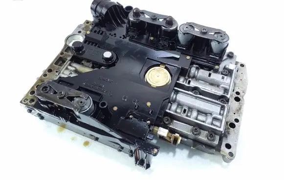 Mercedes-Benz C W203 Transmission gearbox valve body R2112770101 1402700861 08240004