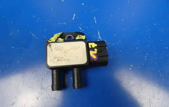 KIA Sportage Exhaust gas pressure sensor 392102F600 9022090001 264630113532
