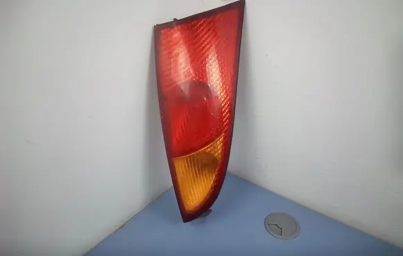 Ford Focus Rear/tail lights XS4X13404AC