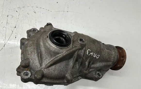 BMW 3 F30 F35 F31 Front differential 7567345