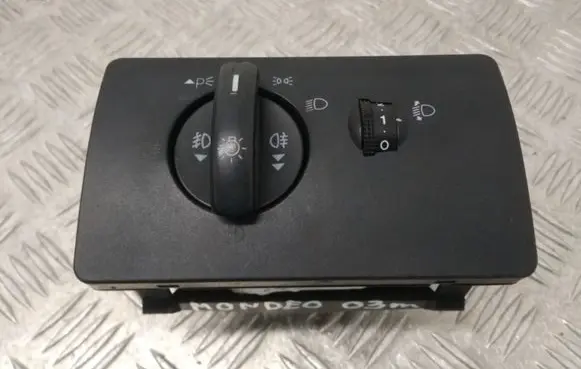 Ford Mondeo Mk III Light switch 1S7T13A024BB