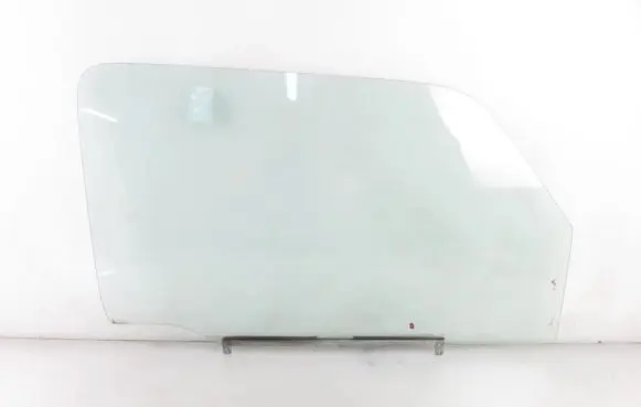 Suzuki Jimny Front door window glass four-door