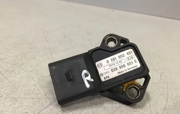 Volkswagen PASSAT B6 Air pressure sensor 038906051C 0281002401