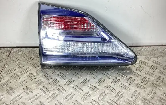 Lexus RX 450H Tailgate rear/tail lights