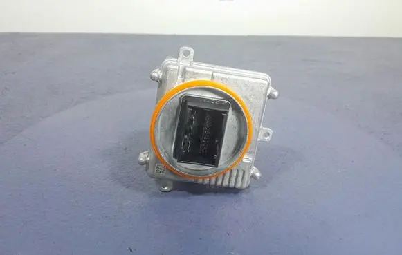 Skoda Octavia 985 Voltage converter/converter module 992941571AH