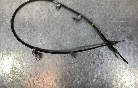 Handbrake/parking brake wiring cable