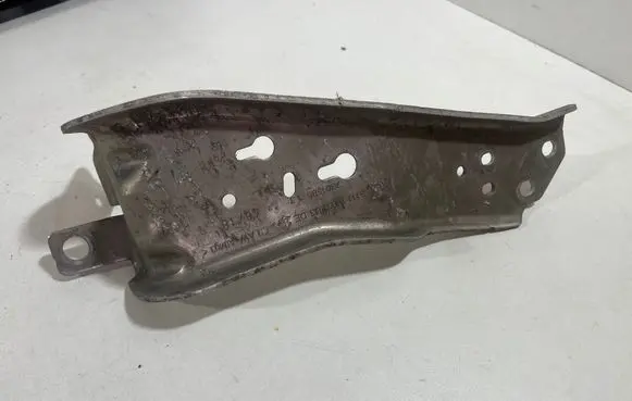 BMW X1 F48 F49 Radiator support slam panel bracket 7301585