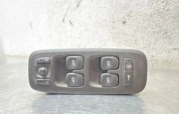 Volvo V70 Electric window control switch 8651327 MD113300054