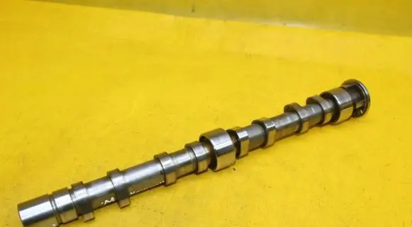 Skoda Roomster (5J) Camshaft 03CDF
