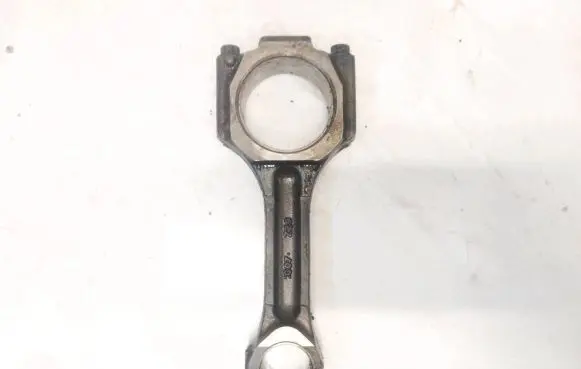 Chevrolet Captiva Connecting rod/conrod 