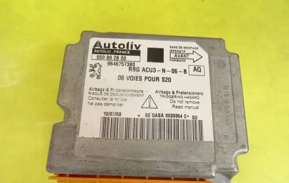 Peugeot 106 Airbag control unit/module 550892800 9646757380