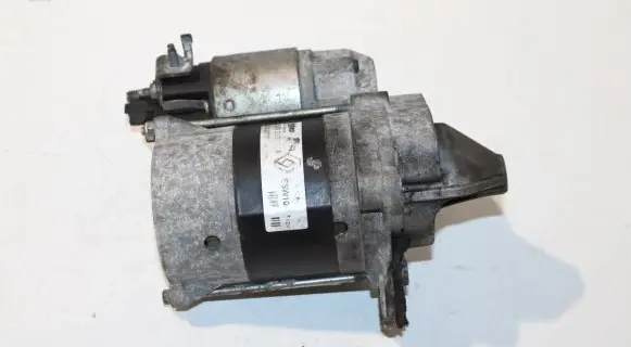 Renault Megane III Starter motor 233007970R
