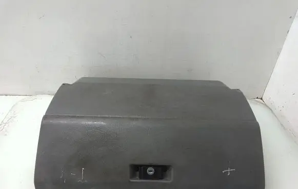 Volkswagen Transporter - Caravelle T4 Glove box set 701857095