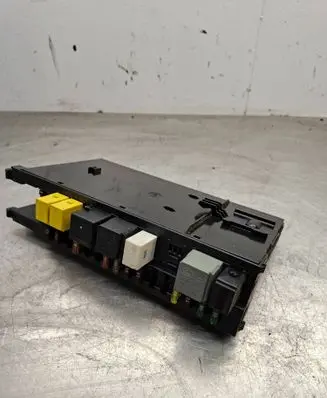 Mercedes-Benz CLK A209 C209 Fuse module 2095451601 5DK00848605