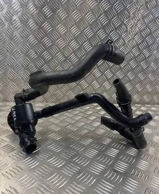 Thermostat/thermostat housing