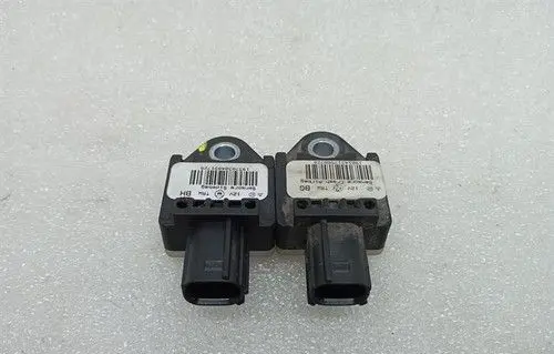 Ferrari 458 Airbag deployment crash/impact sensor