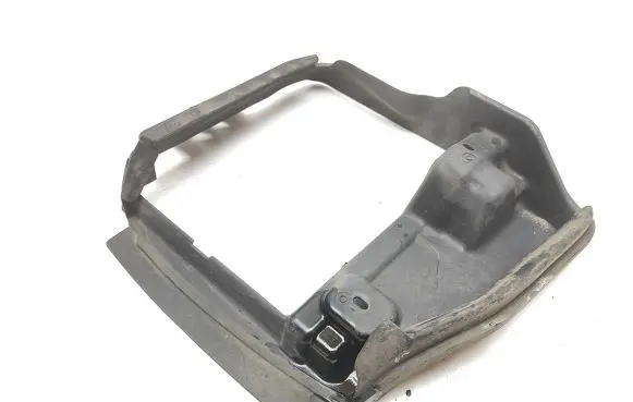 Peugeot 308 Intercooler air channel guide 9677363980