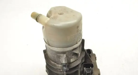 Volvo S60 Power steering pump 31340205