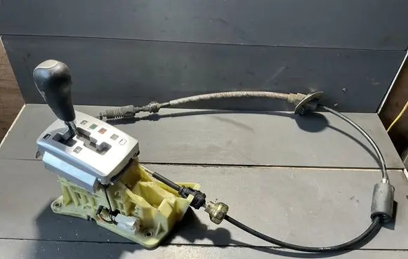 Hyundai Sonata Gear shifter/selector