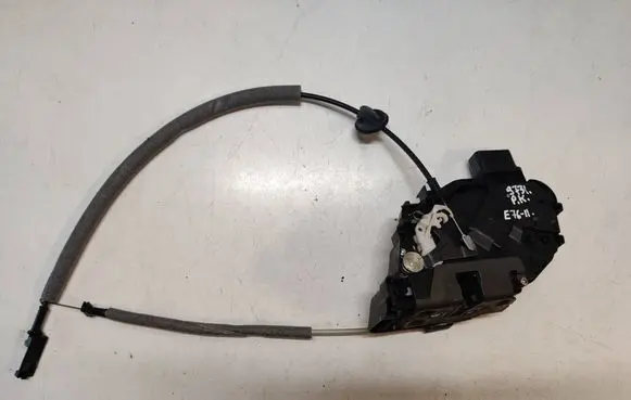 Volvo XC60 Front door lock 30799311