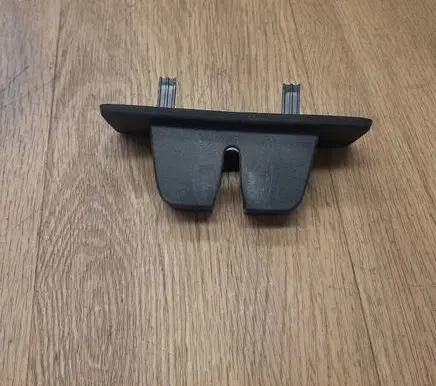 Land Rover Discovery 5 Tailgate/boot lid lock trim CPLA46420AA