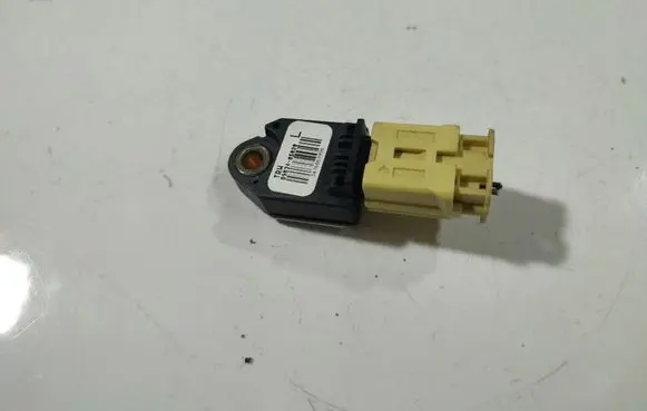 Toyota Avensis T250 Airbag deployment crash/impact sensor 8983405020