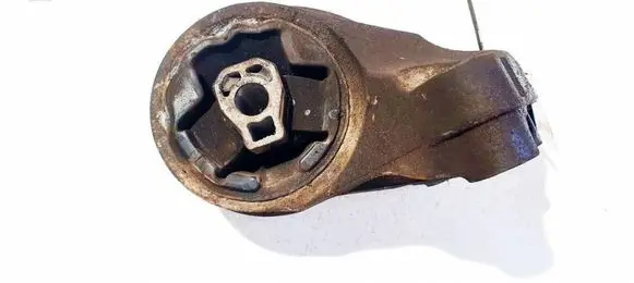 Opel Antara Engine mount bracket