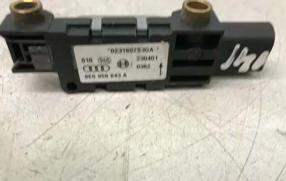 Audi A4 S4 B6 8E 8H Airbag deployment crash/impact sensor 8E0959643A