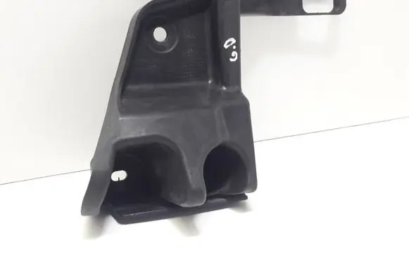 BMW X3 E83 Bumper support mounting bracket corner 3400956